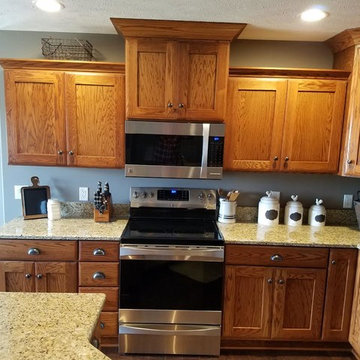 Pecan-Stained Oak Cabinets