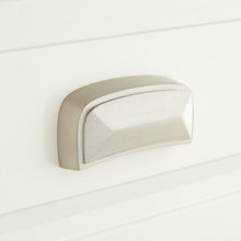 drawer pulls