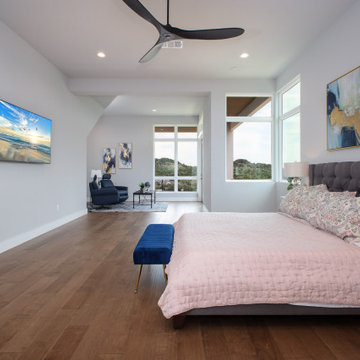 Modern: 4,950 ft², 4 BR/4 BA/2 ST home