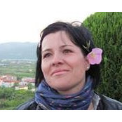 Dana Volanschis foto