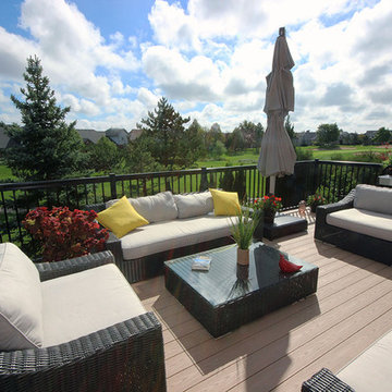 A 2 level low maintenance deck by Hickory Dickory Decks.
