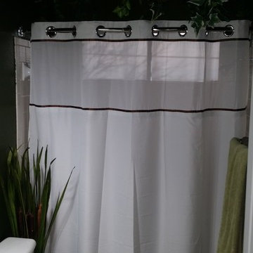 Jungle Bathroom