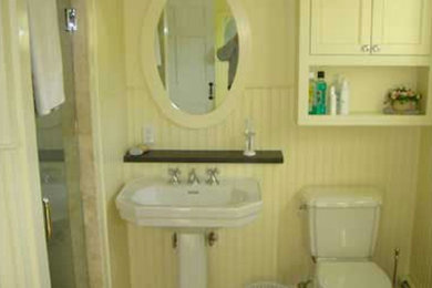Example of a bathroom design in Boston