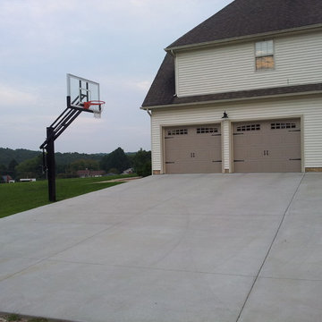 Raymond H's Pro Dunk Gold Basketball System on a 35x35 in Ashland, KY