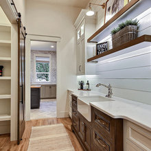 Lake Anna Butler Pantry & Pantry