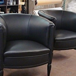 Fauteuils 1925 en cuir noir - Armchairs And Accent Chairs