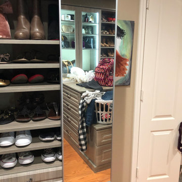 Master Closet - Raised Panel Campania - Rice Military, Houston, TX