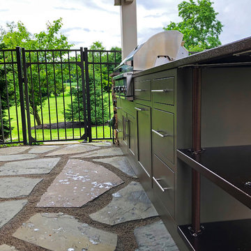 Outdoor Kitchen install with Lightning SPEED
