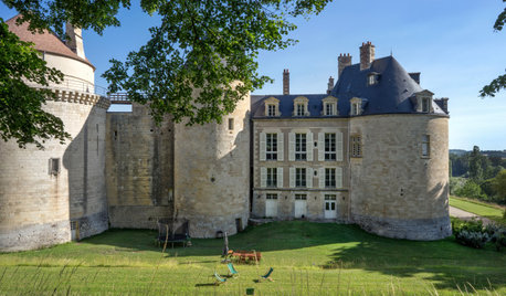Una Famiglia Ristruttura un Castello Francese