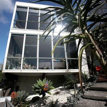 Concrete/wooden homes