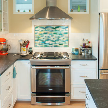Bayview - Kitchen and Mudroom