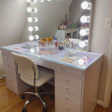 Hollywood Premiere Pro Vanity Mirror, White, Bluetooth