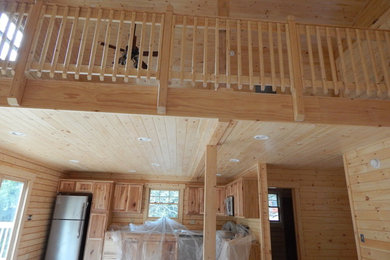 Mountain style family room photo