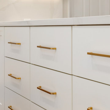 Classic white and gold kitchen