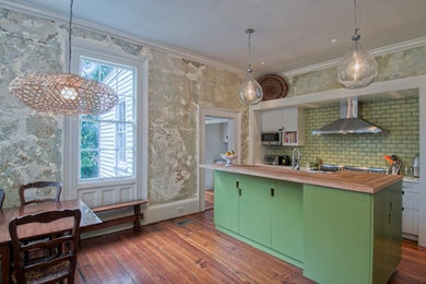 Inspiration for a contemporary kitchen remodel in Charleston