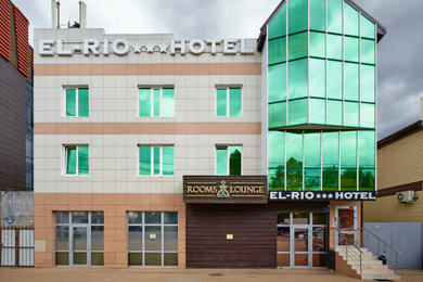 EL-RIO HOTEL