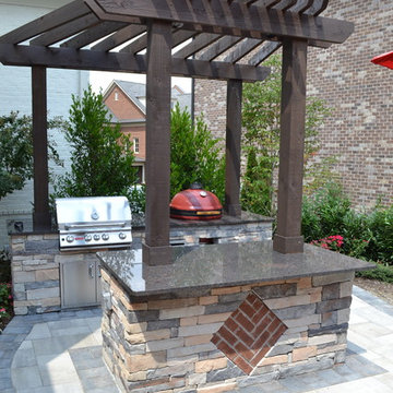 Outdoor Kitchen