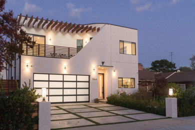 Minimalist exterior home photo in Los Angeles