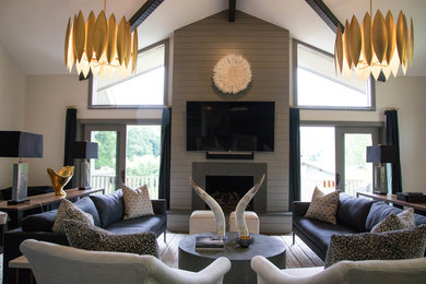 Example of a minimalist living room design in Charlotte