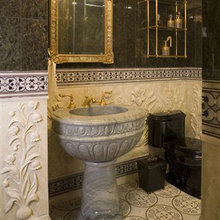 LAUREN'S BATHROOM