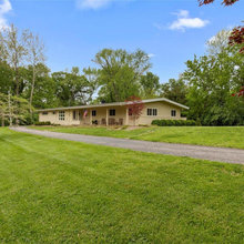 11 Eau Claire Dr, St. Charles