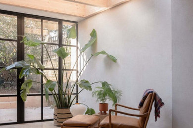 Design ideas for a contemporary living room in London.
