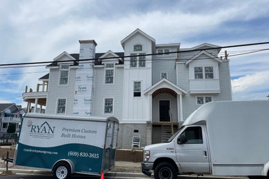 Example of an exterior home design in Philadelphia