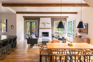 Home design - rustic home design idea in Albuquerque