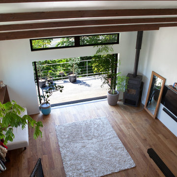 Slow life 琵琶湖を望む別荘に緑を感じ住む