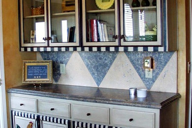 Example of an eclectic dining room design in San Francisco