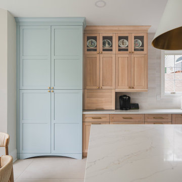 Modern Meets Classic | Light Wood Scandinavian Kitchen Design Inspiration