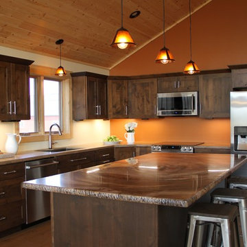 Rustic Meets Modern Farmhouse