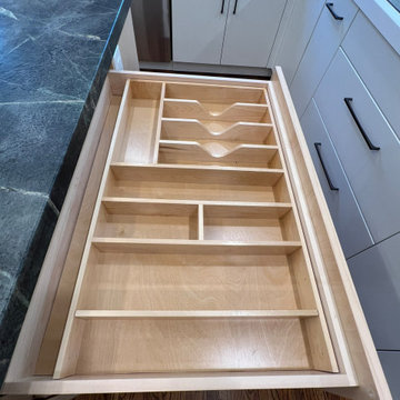 Lassen Contemporary Kitchen