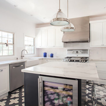 Kitchen & bathroom in Los Angeles