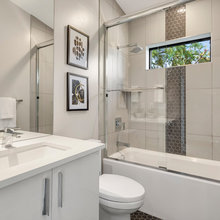 Kid's Bathroom