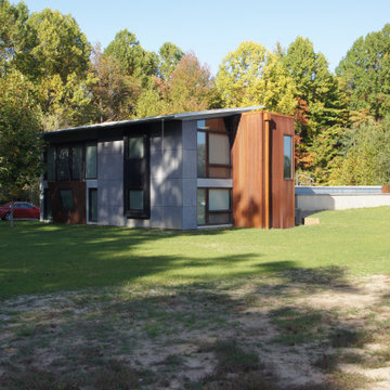 Vineyard Compound