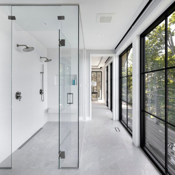 Modern Lakeview Retreat