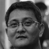 Robin Tukneneng's photo