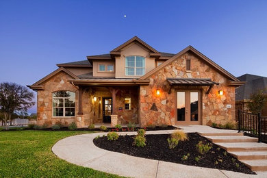 Traditional exterior home idea in Austin