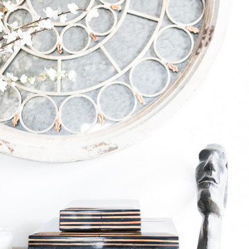 Welcoming Modern- Home