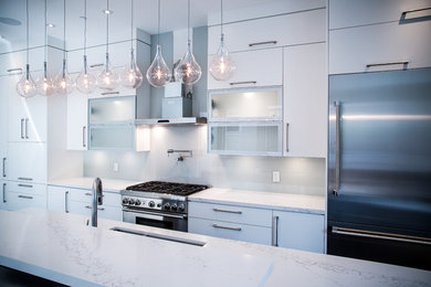 Minimalist kitchen photo in Vancouver