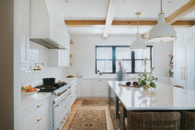 Kitchen - kitchen idea in Other