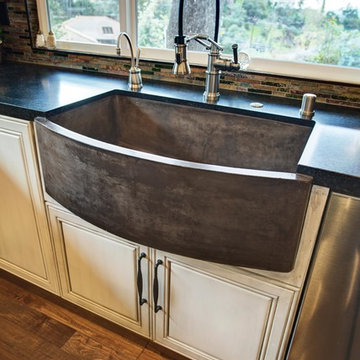 Craftsman \ Rustic masterpiece kitchen in Monrovia