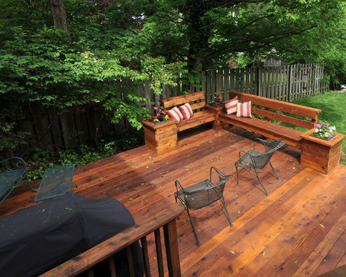 Best Built In Deck Seating Design Ideas & Remodel Pictures | Houzz - SaveEmail