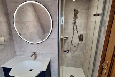 Design ideas for a contemporary bathroom in Glasgow.