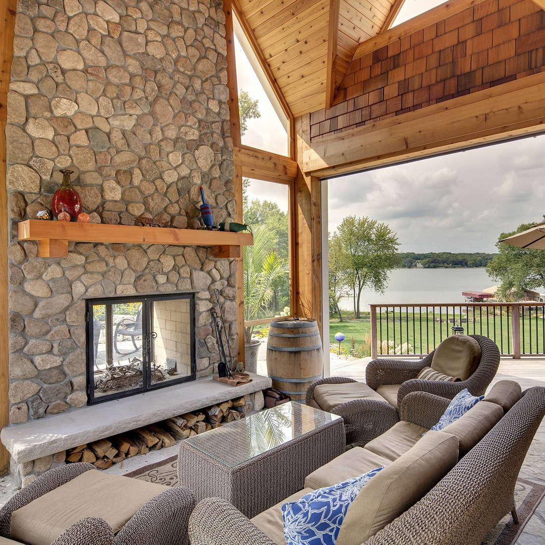 Stubbs Bay Residence
