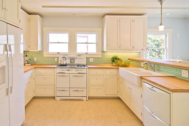 Example of a classic kitchen design in San Francisco