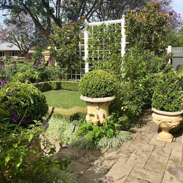 Malvern | Front Garden | Back Garden | Verge Garden