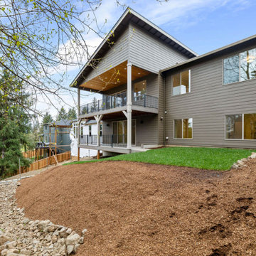 PE 14 Contemporary Daylight Ranch
