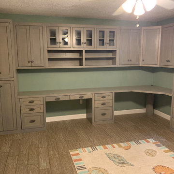 Custom Real Wood Shaker Workstation Home Office & Cabinets